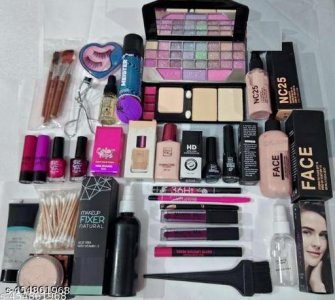  Classic Makeup Combo