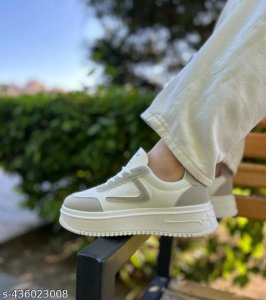 Trendy Sneakers