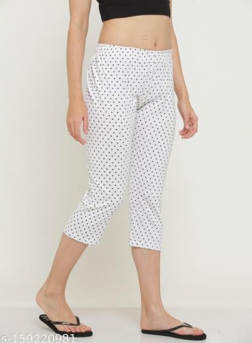 Classy Fashionista Women Capris
