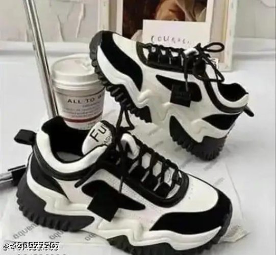 Trendy Sneakers