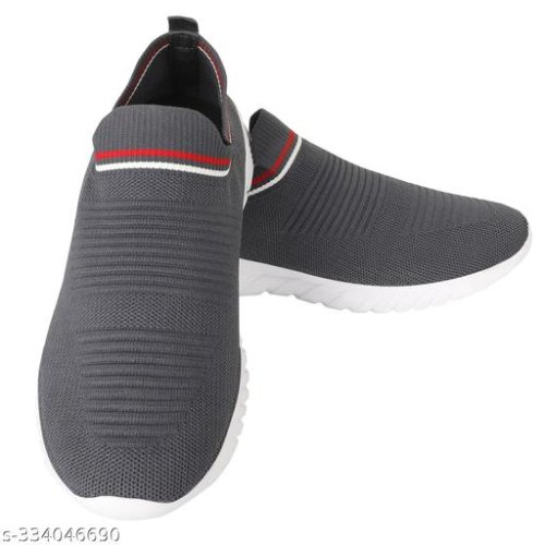 Relaxed Graceful Men Sports Shoes