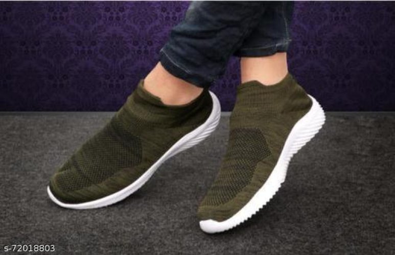 Modern Trendy Men Sports Shoes