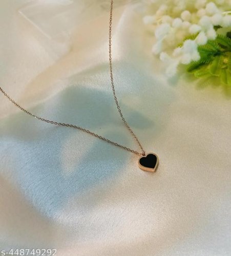 Sizzling Bejeweled Pendants & Lockets