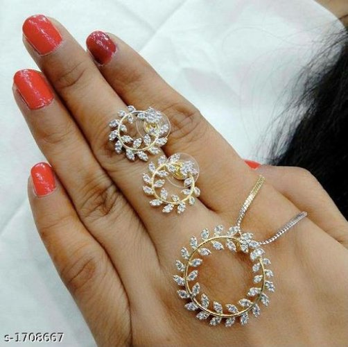 Women's Dailywear American Diamond Pendant Set
