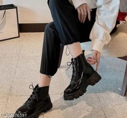 Casual Modern Women Boots